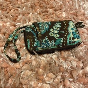 Vera Bradley Wallet; Blue Paisley